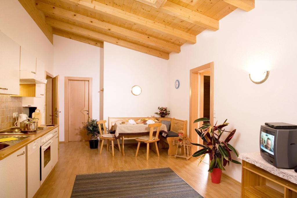 Haus Weidmannsheil Apartment Längenfeld Стая снимка