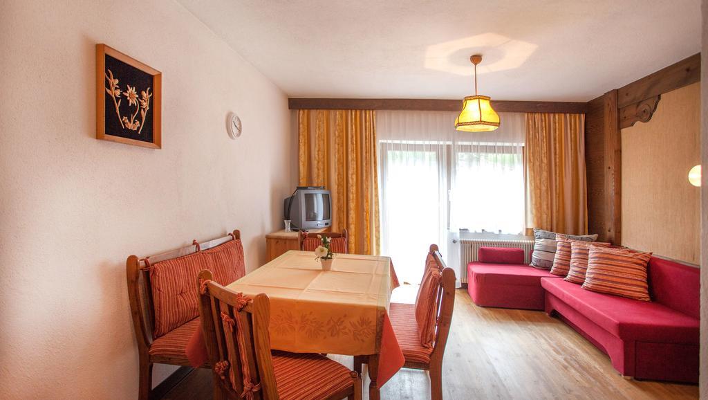 Haus Weidmannsheil Apartment Längenfeld Екстериор снимка
